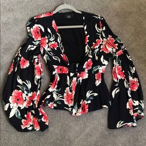 VICI Women’s Flare Sleeve Top